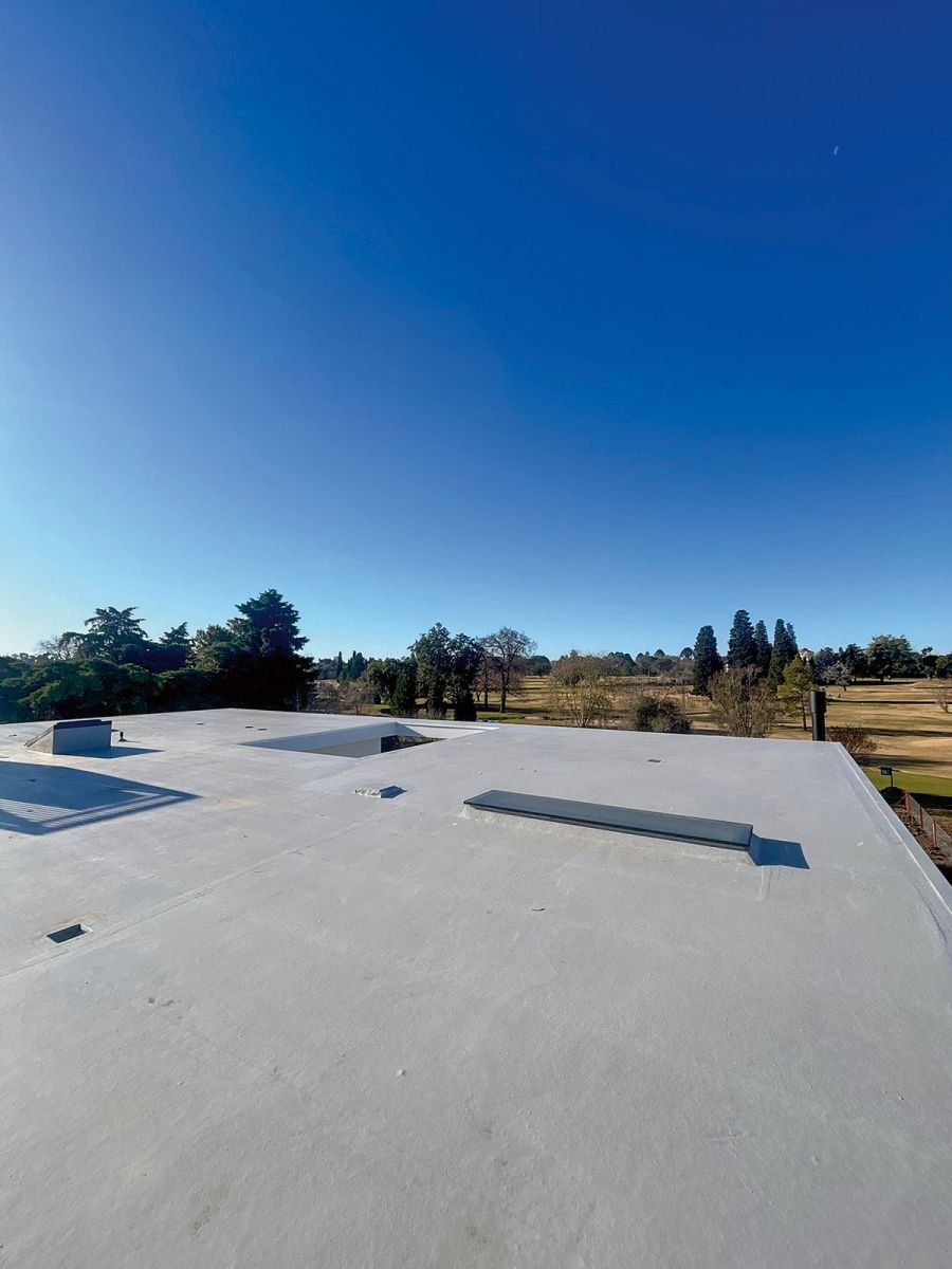 tek-reves-sistema-r-40-membranas-de-caucho-transitables